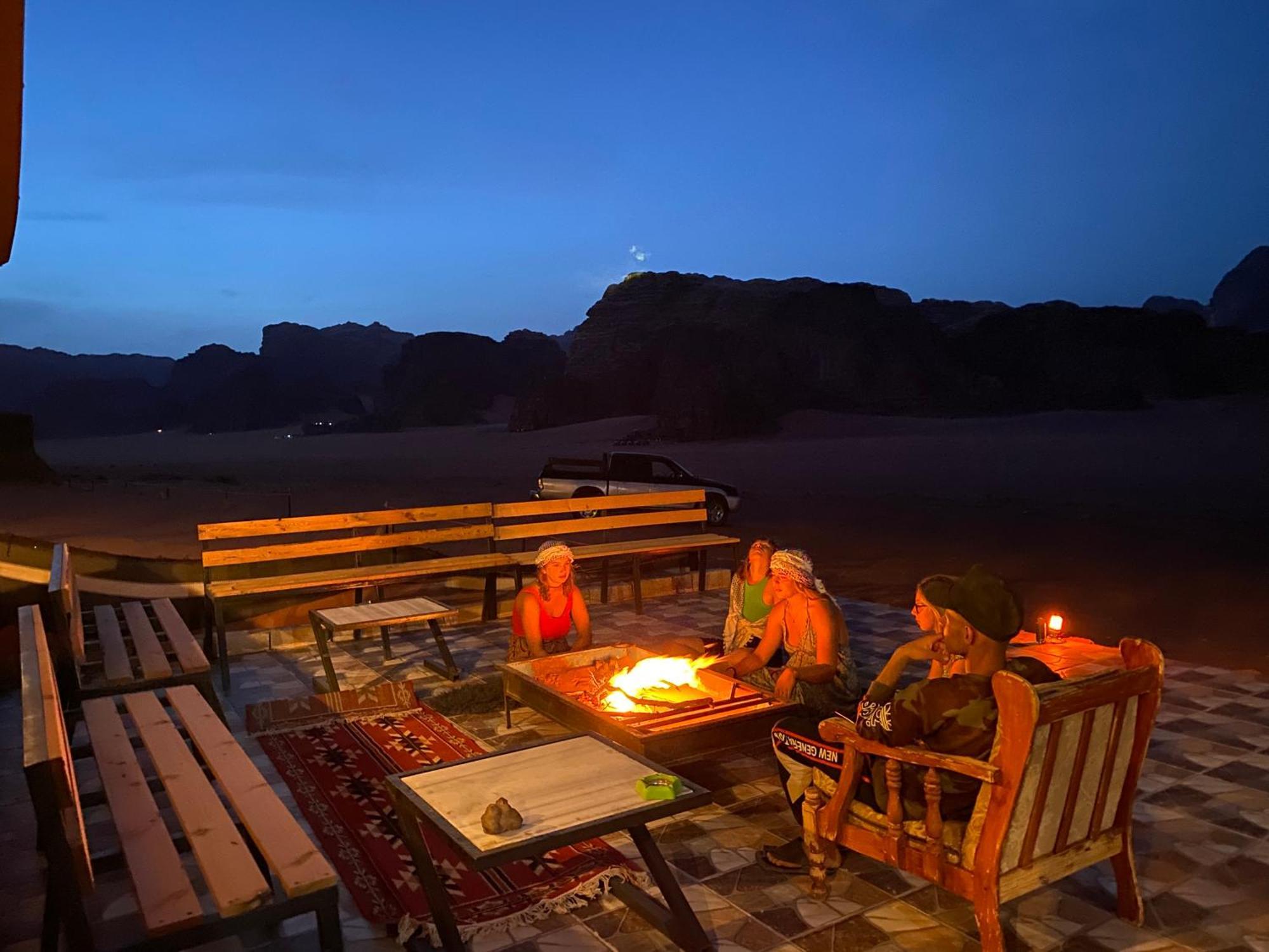 Bedouin Memories Camp Bed & Breakfast Ram Vadisi Dış mekan fotoğraf