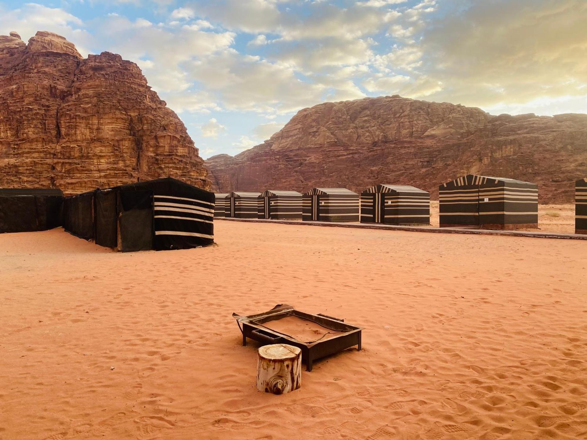 Bedouin Memories Camp Bed & Breakfast Ram Vadisi Dış mekan fotoğraf