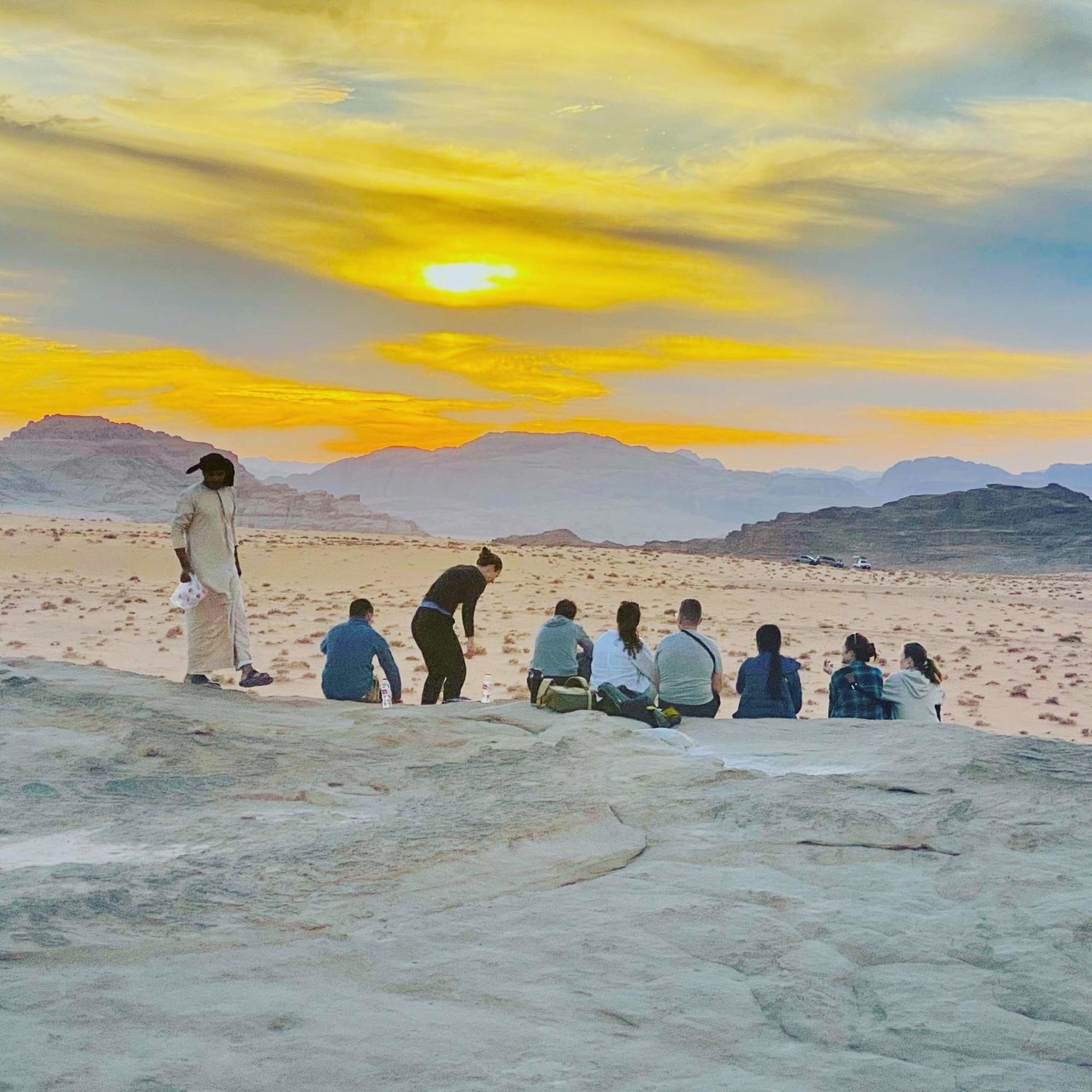 Bedouin Memories Camp Bed & Breakfast Ram Vadisi Dış mekan fotoğraf